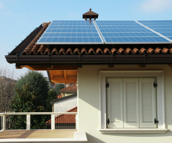 A qualidade dos equipamentos utilizados na energia solar faz toda a diferença. Ao investir em um sistema solar, é crucial escolher equipamentos confiáveis e de alta qualidade.